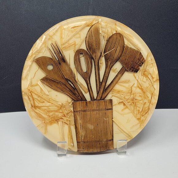 Handcrafted Wooden Kitchen Utensils Design Round Resin Trivet 7-3/4" - Picture 1 of 10
